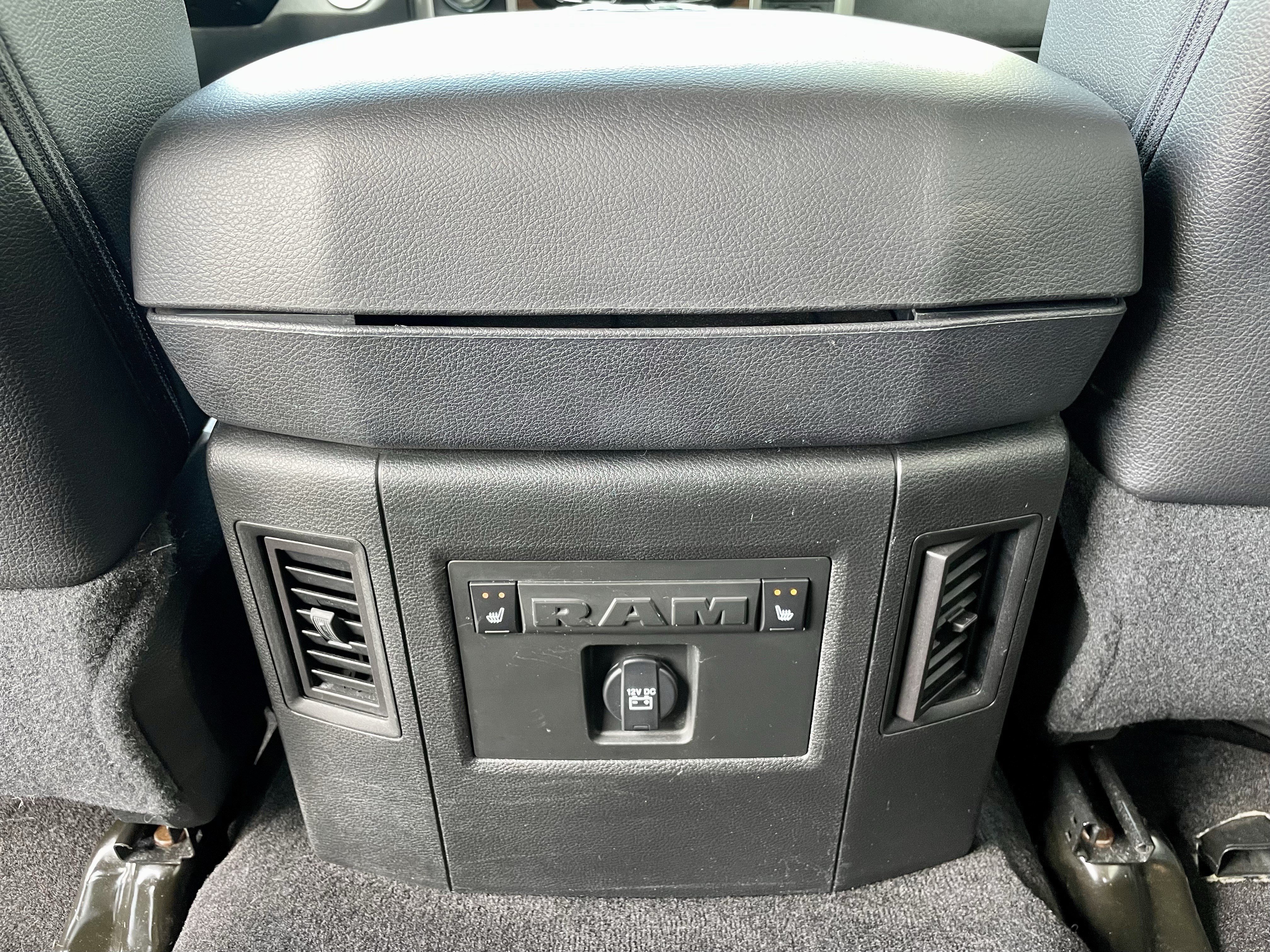 Used 2017 RAM 1500 Laramie w/ Convenience Group AWD/4WD image 25