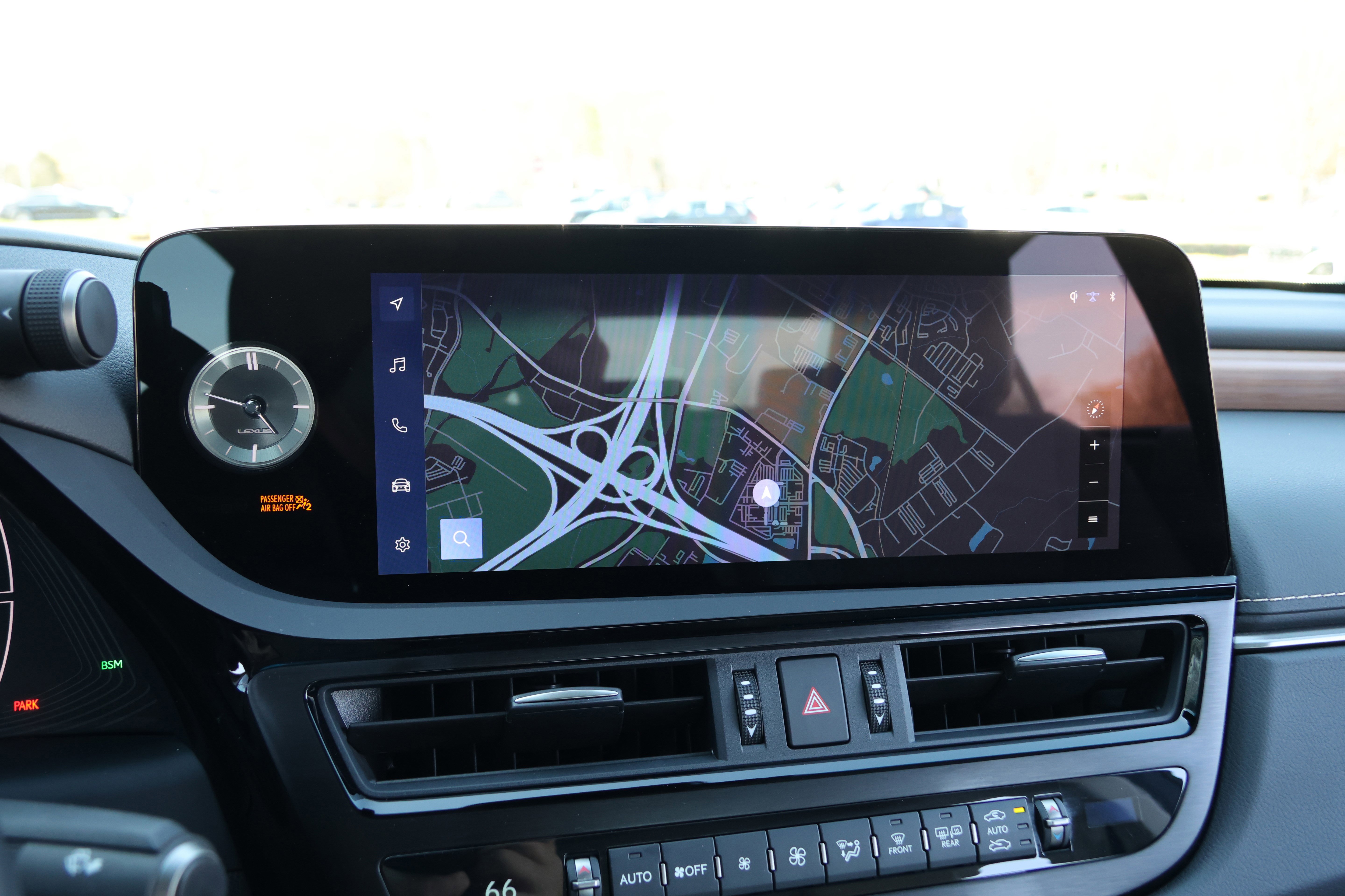 Used 2025 Lexus ES 300h w/ Premium Package image 22