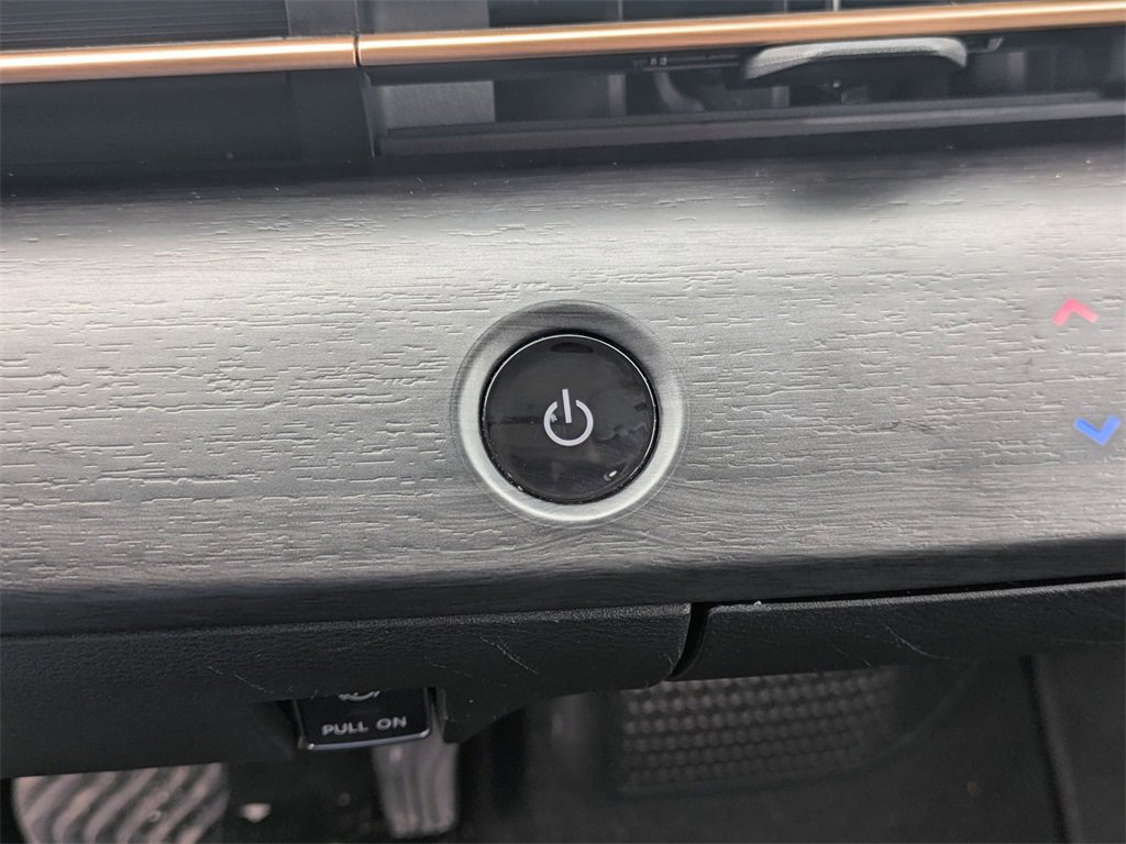 Used 2023 Nissan Ariya FWD image 27