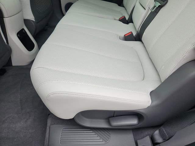 Certified 2023 Hyundai Ioniq 5 Limited w/ Cargo Package image 26