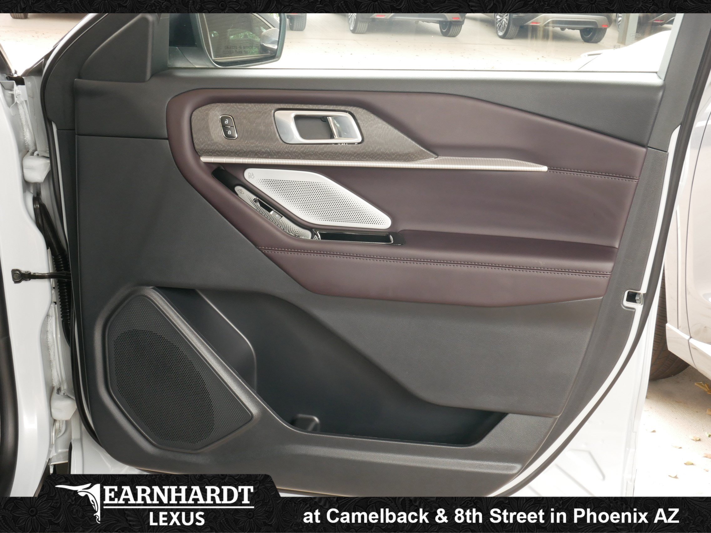 Used 2026 Ford Explorer Platinum RWD image 12