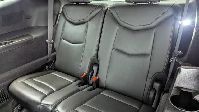Used 2025 Cadillac XT6 Premium Luxury FWD image 18