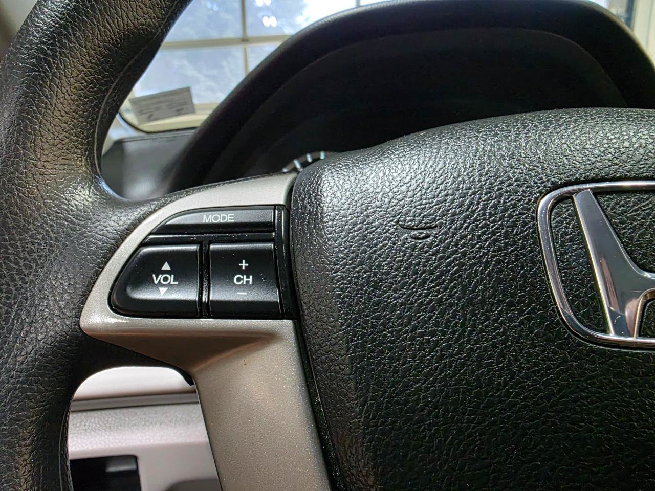 Used 2011 Honda Accord LX-P image 28