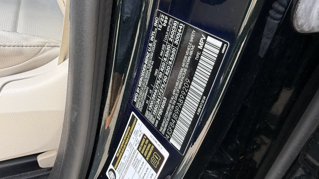 Used 2023 Mercedes-Benz GLE 350 w/ Premium Package image 6