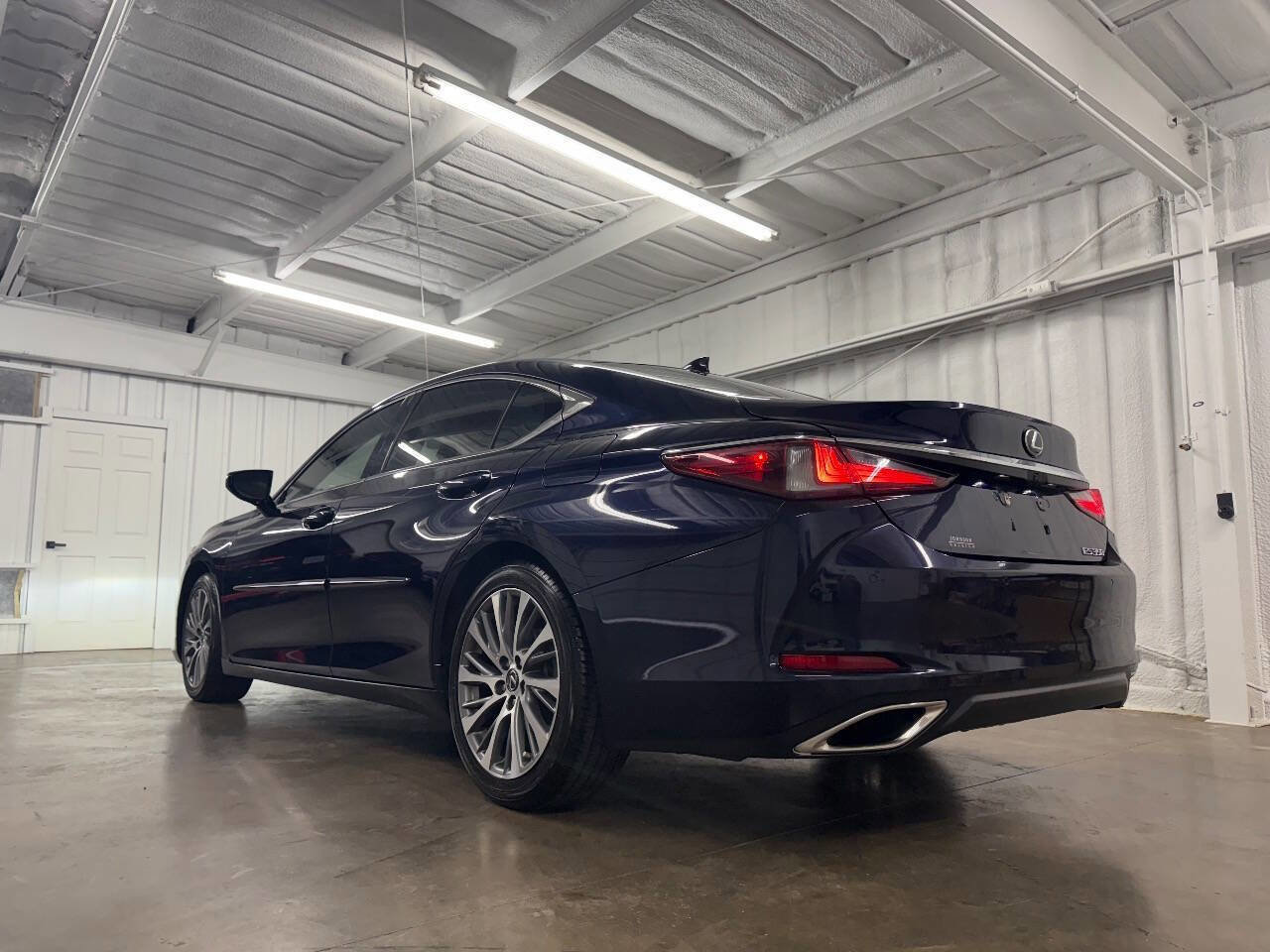 Used 2019 Lexus ES 350 image 17
