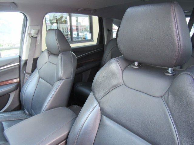 Used 2018 Acura MDX SH-AWD image 19
