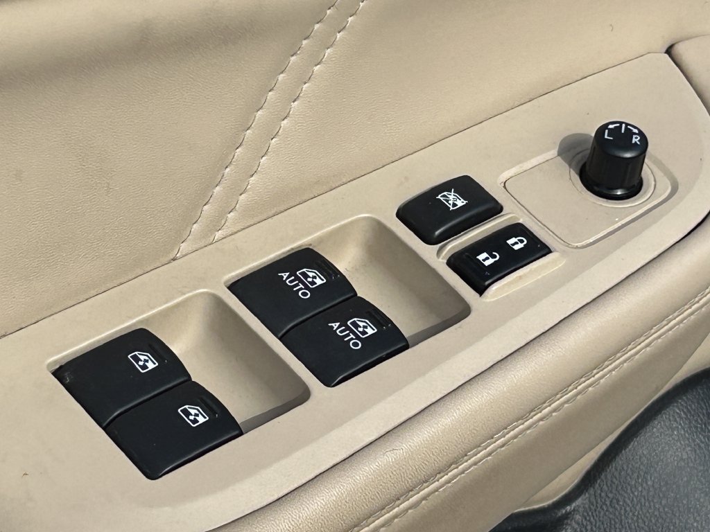 Used 2019 Subaru Outback 2.5i Limited AWD/4WD image 28