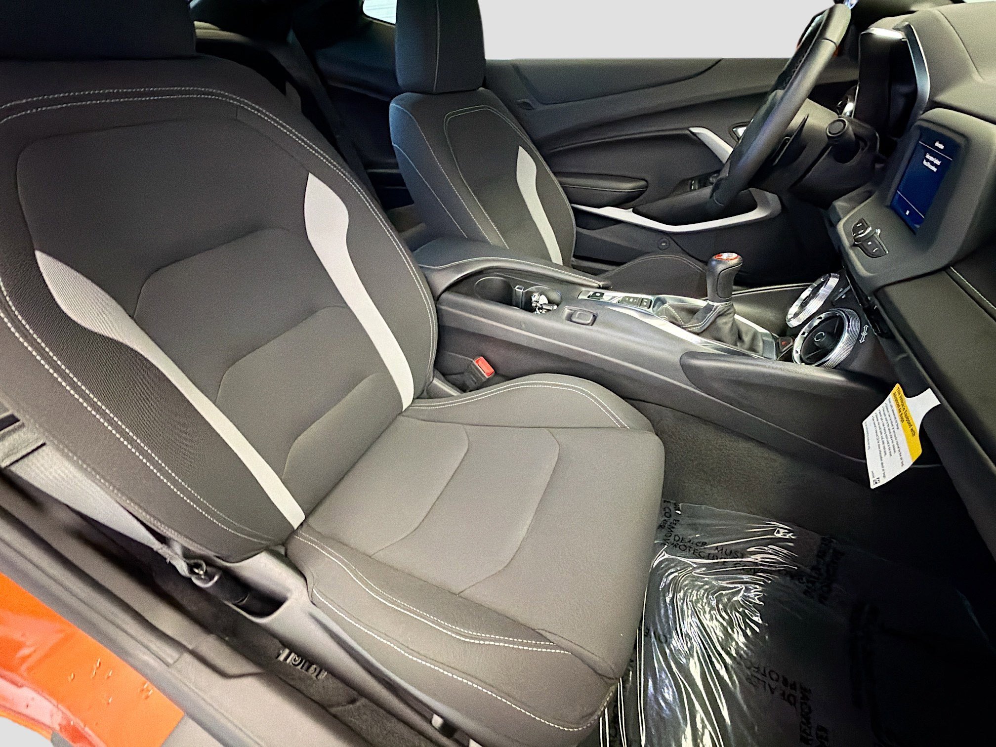 Used 2022 Chevrolet Camaro LT image 14