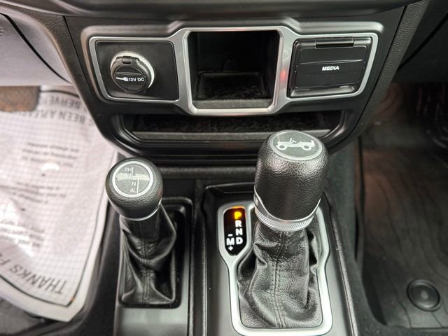 Used 2018 Jeep Wrangler Unlimited Sport AWD/4WD image 18