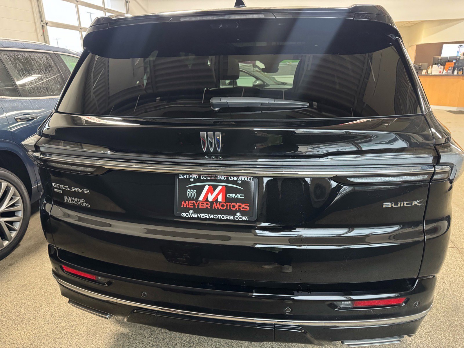 Used 2026 Buick Enclave Avenir w/ Super Cruise Package image 6