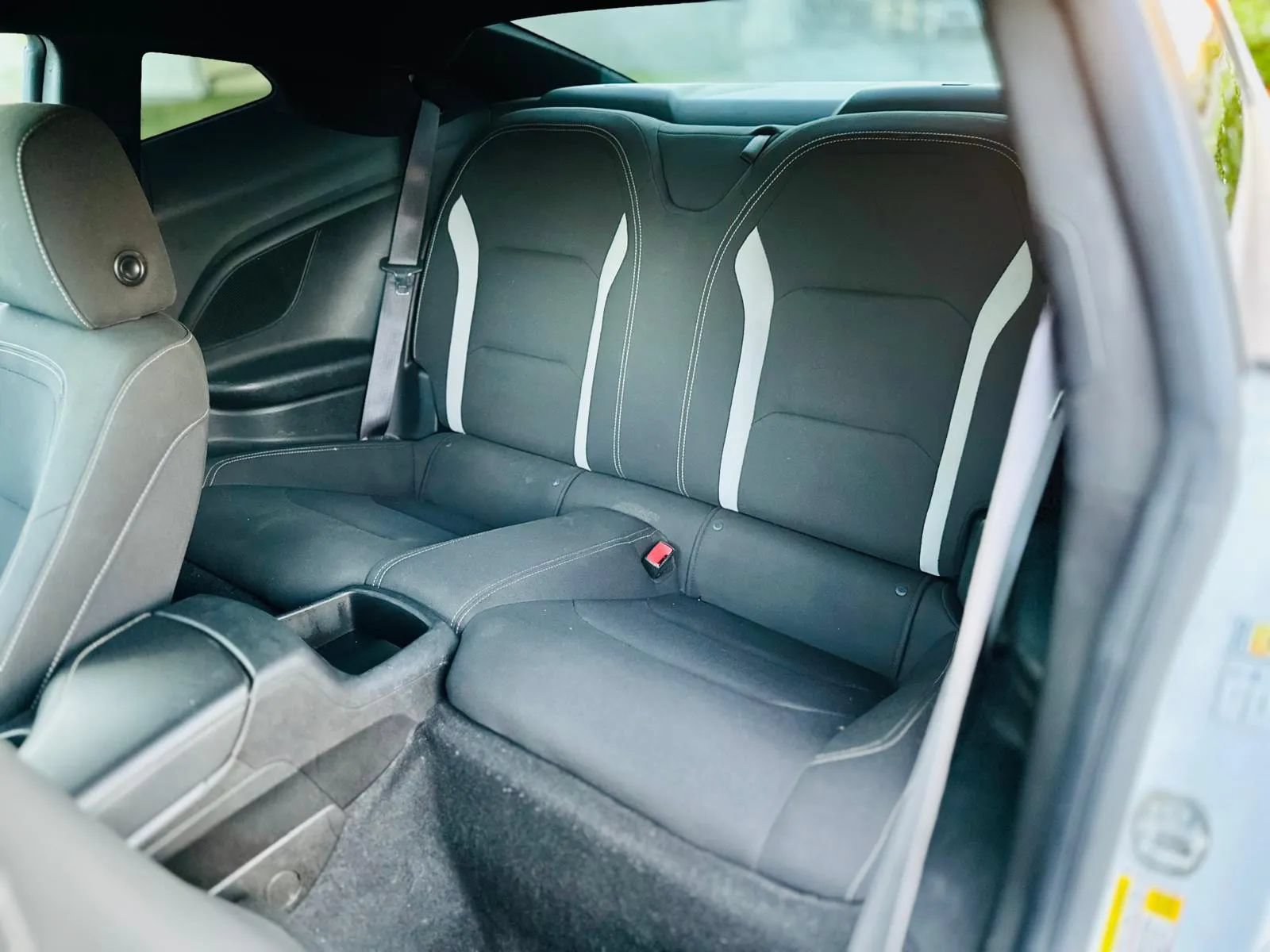 Used 2016 Chevrolet Camaro LT RWD image 8