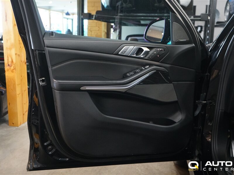 Used 2021 BMW X7 M50i AWD/4WD image 13