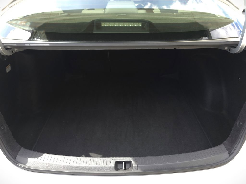 Used 2022 Toyota Corolla LE image 20