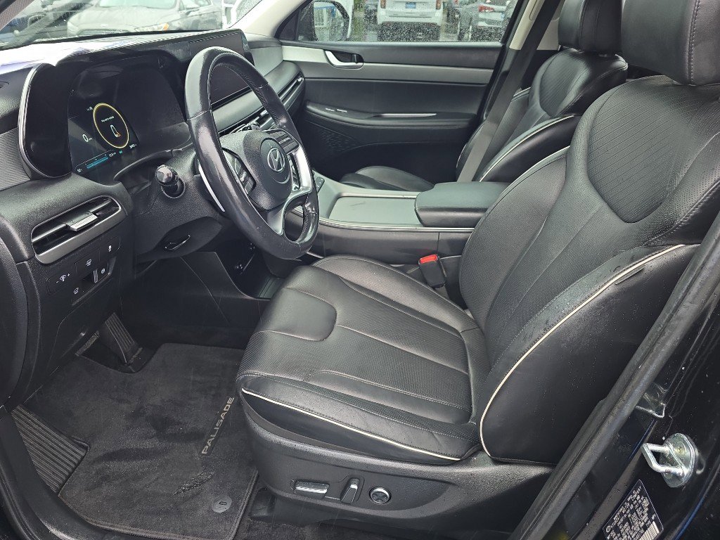 Used 2023 Hyundai Palisade SEL w/ Cargo Package image 16
