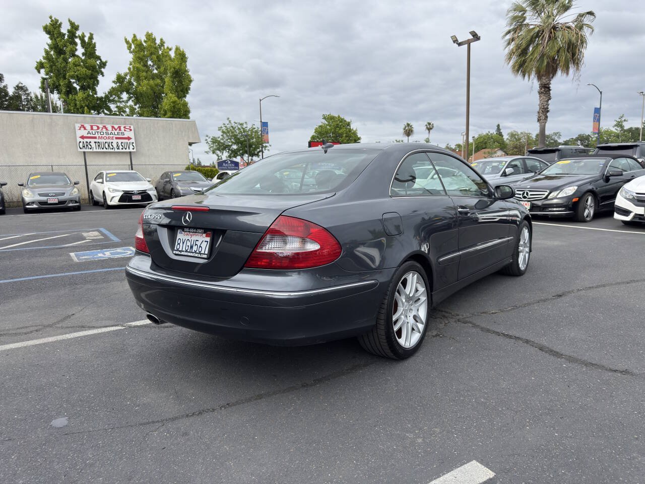 Used 2008 Mercedes-Benz CLK 350 Coupe image 3