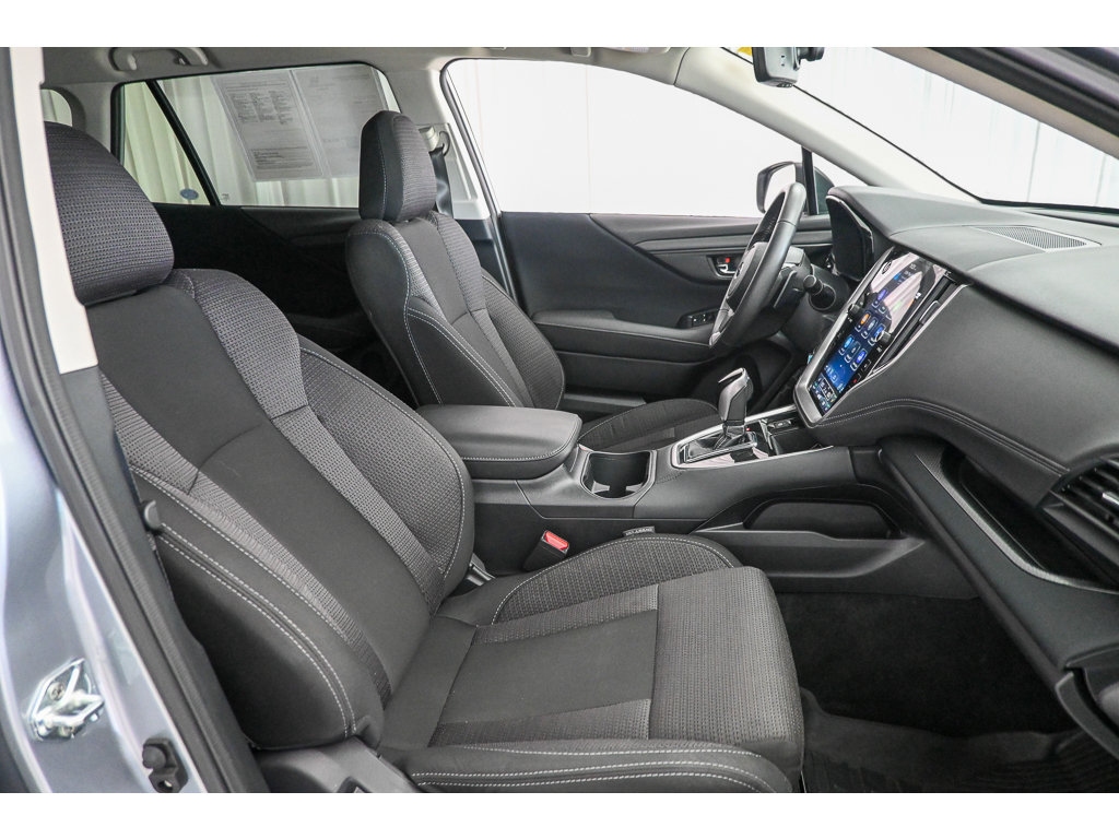 Used 2025 Subaru Outback Premium AWD/4WD image 16