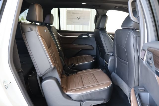 New 2026 GMC Acadia Denali Ultimate AWD/4WD image 21