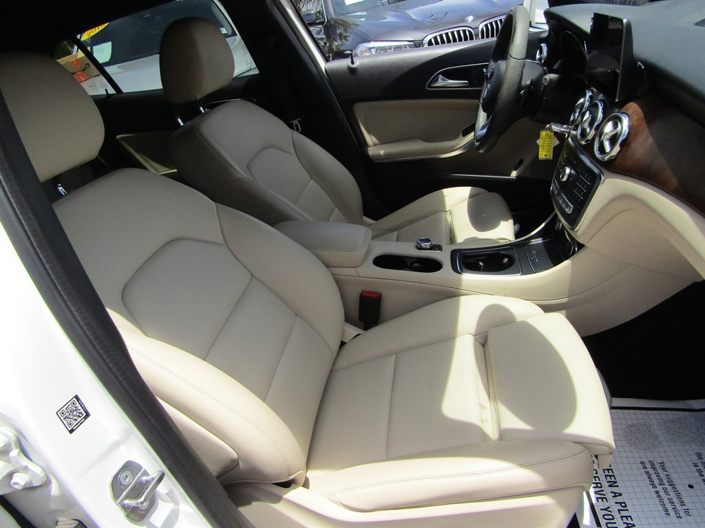 Used 2020 Mercedes-Benz GLA 250 4MATIC image 5