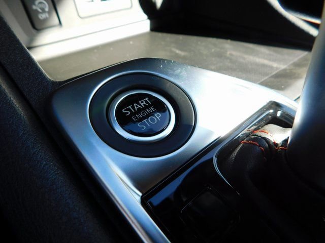 Used 2025 Nissan Sentra SR image 22