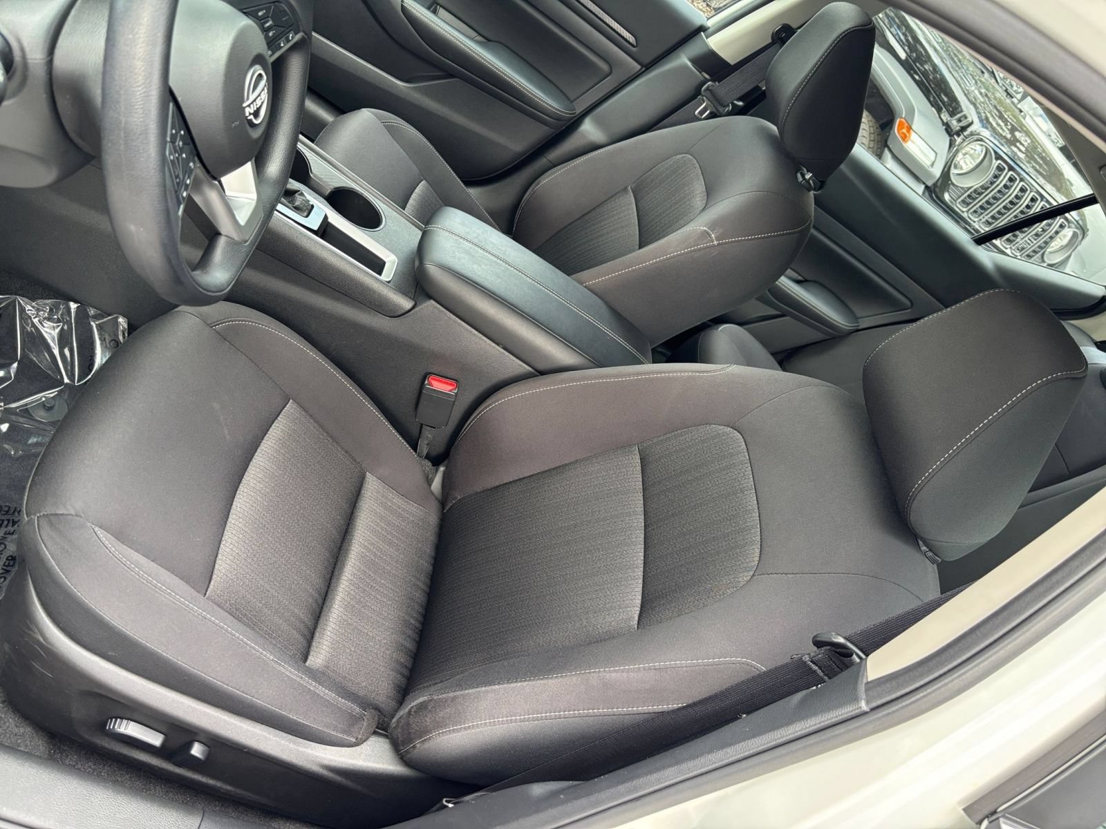 Used 2026 Nissan Altima 2.5 SV FWD image 36