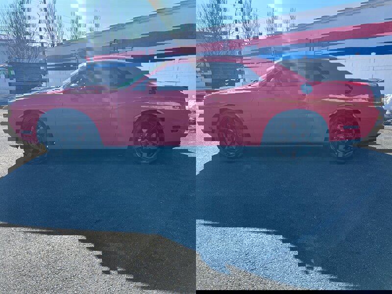 Used 2009 Dodge Challenger R/T image 6