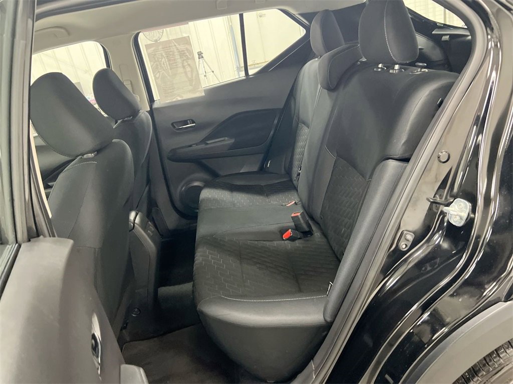 Used 2021 Nissan Kicks SV image 22