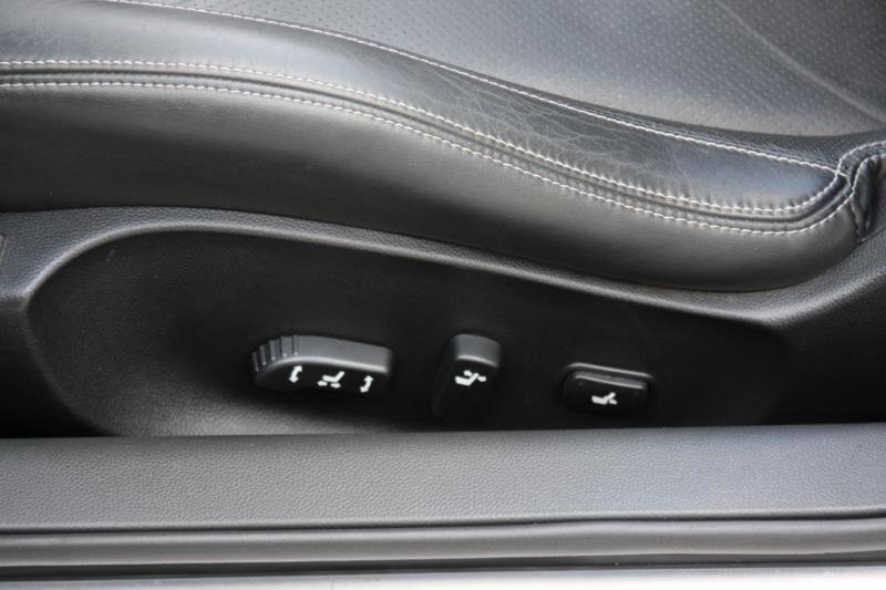 Used 2009 INFINITI G37 Sport w/ Premium Pkg image 36