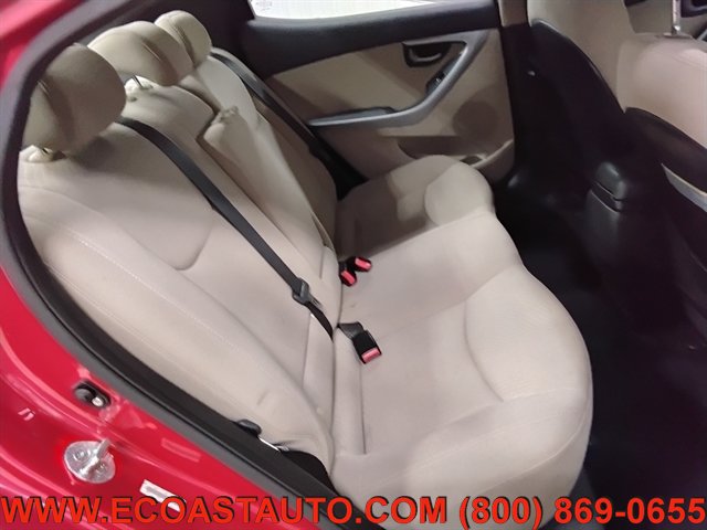 Used 2014 Hyundai Elantra SE w/ Option Group 02 FWD image 15