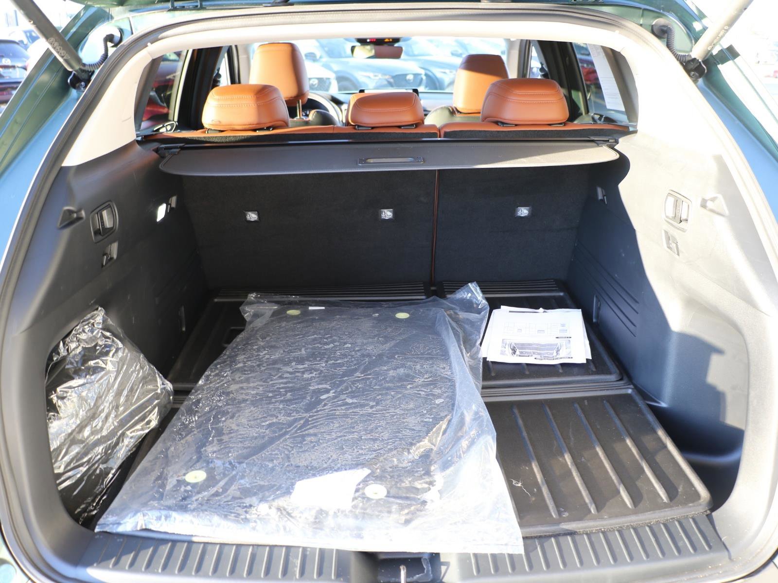 Certified 2026 MAZDA CX-50 2.5 Turbo w/ Weather Package image 10