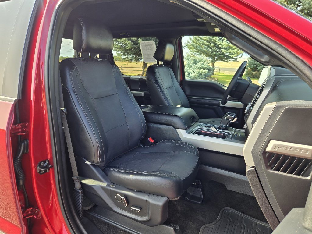 Used 2015 Ford F150 Lariat w/ Equipment Group 502A Luxury image 33