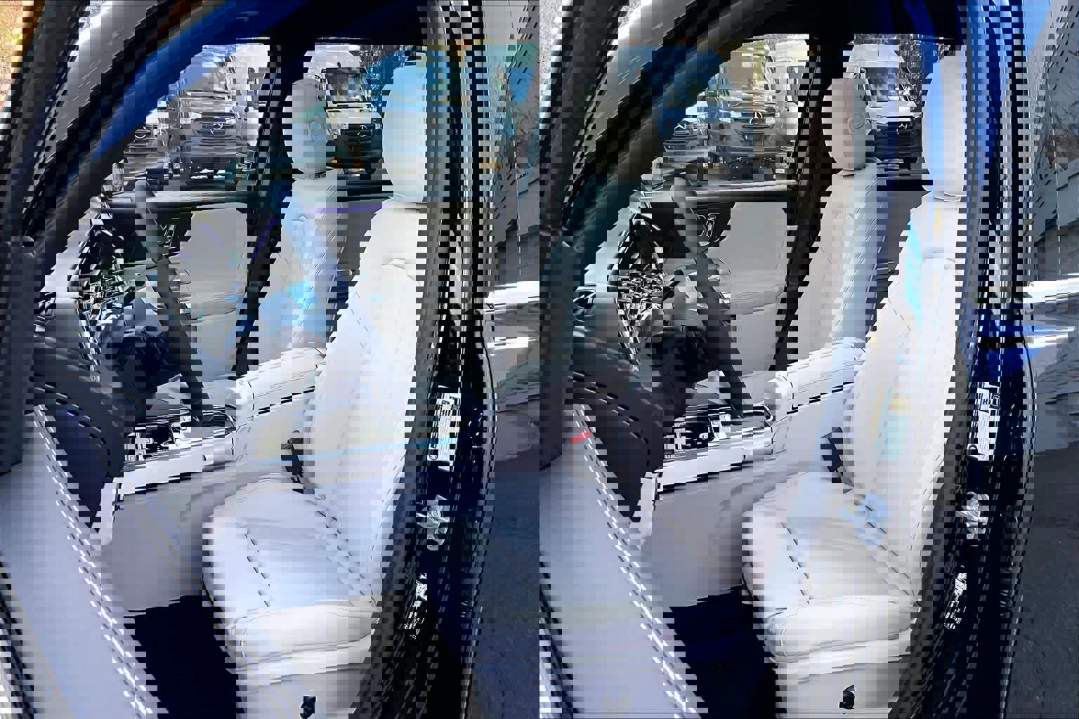 New 2026 Mercedes-Benz GLB 250 4MATIC image 14