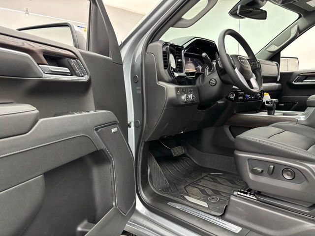 New 2026 GMC Sierra 1500 SLT w/ SLT Premium Package AWD/4WD image 16