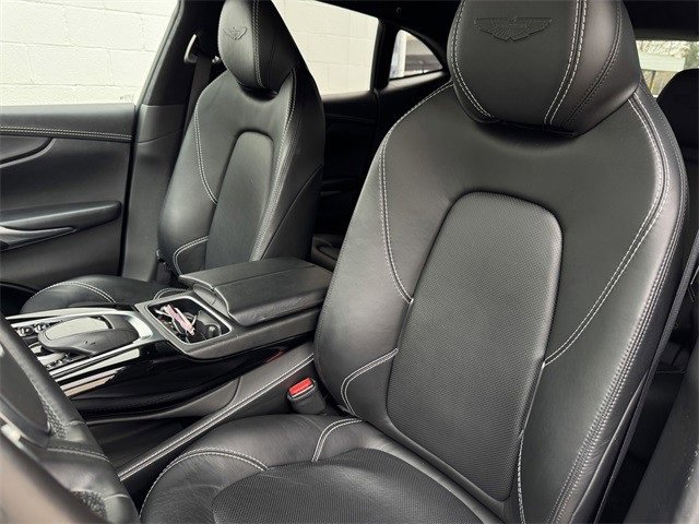 Used 2021 Aston Martin DBX image 17