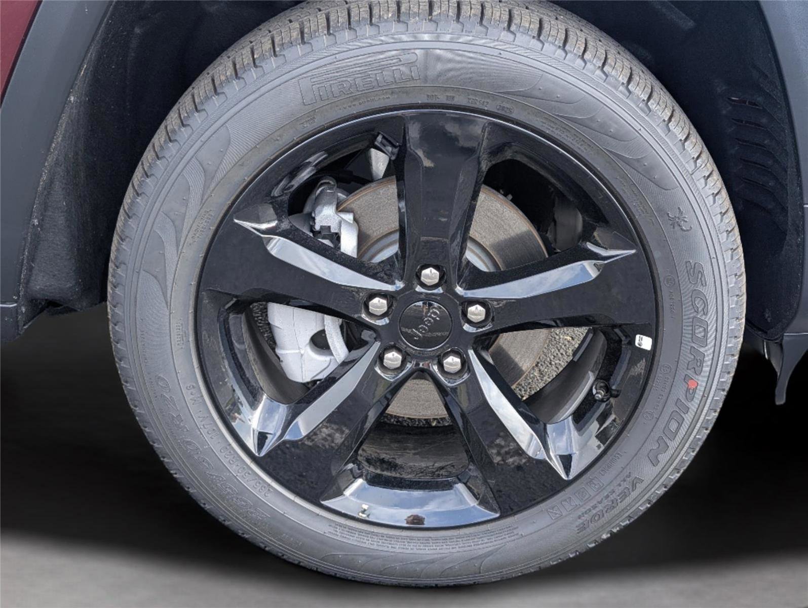 New 2025 Jeep Grand Cherokee Limited w/ Luxury Tech Group II image 41