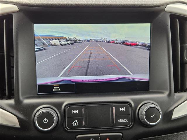 Used 2024 GMC Terrain SLT image 13