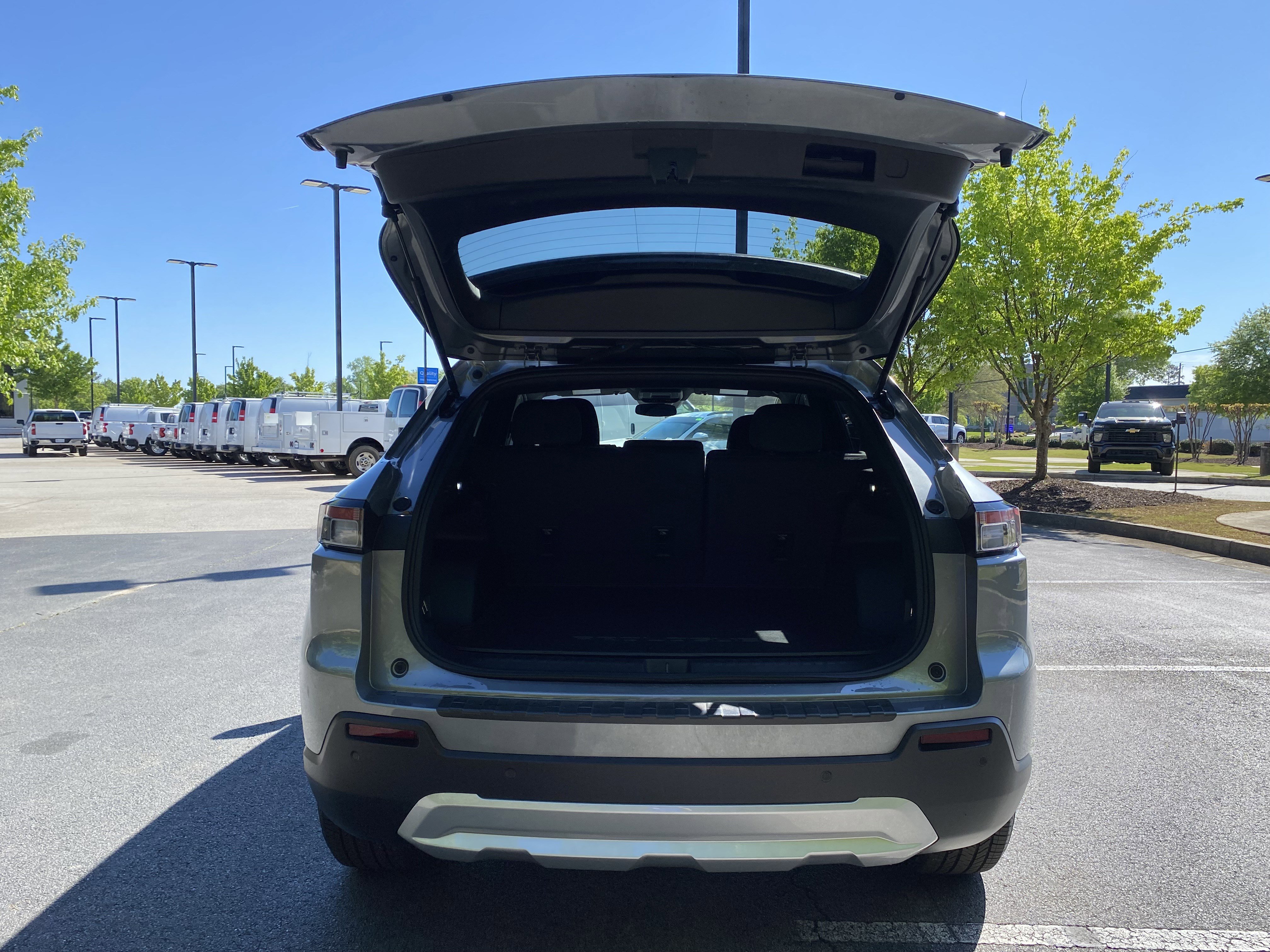 Used 2025 Honda Prologue EX image 11