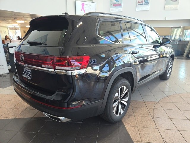 New 2026 Volkswagen Atlas SE image 7