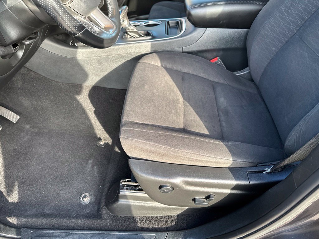 Used 2020 Dodge Durango SXT w/ Blacktop Package AWD/4WD image 26