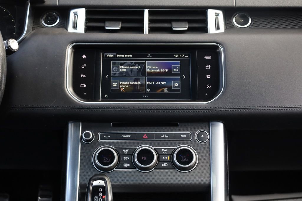 Used 2016 Land Rover Range Rover Sport HST image 32