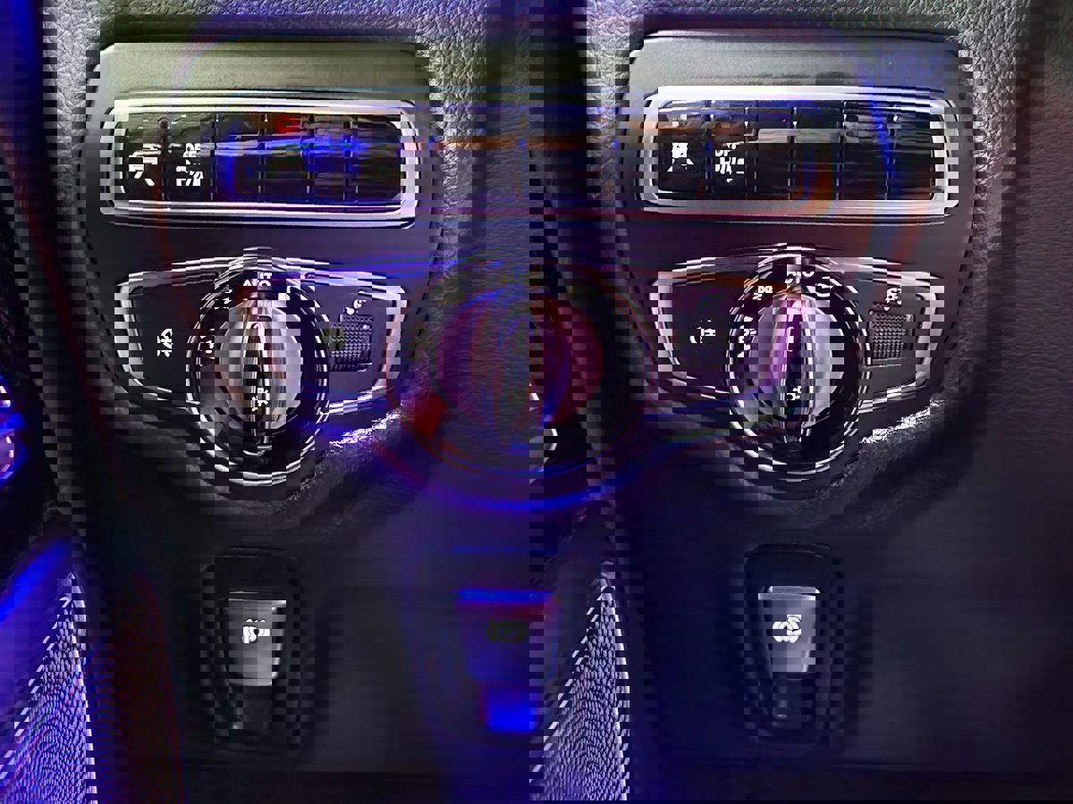 Used 2023 Mercedes-Benz G 550 image 38