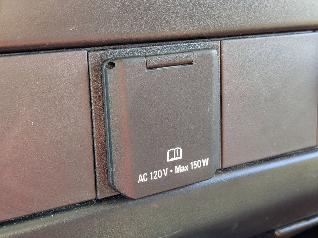 Used 2024 GMC Savana 2500 w/ Driver Convenience Package image 22