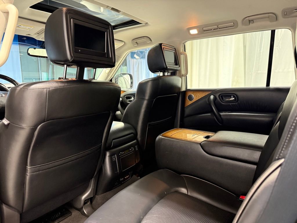 Used 2014 INFINITI QX80 4WD w/ Theater Package image 21