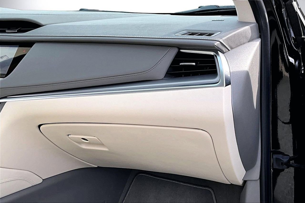 Used 2024 Cadillac XT5 Premium Luxury w/ Technology Package image 20