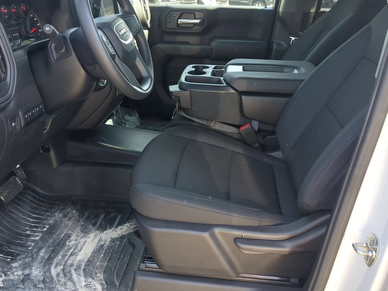 New 2026 GMC Sierra 2500 Pro w/ Convenience Package RWD image 17