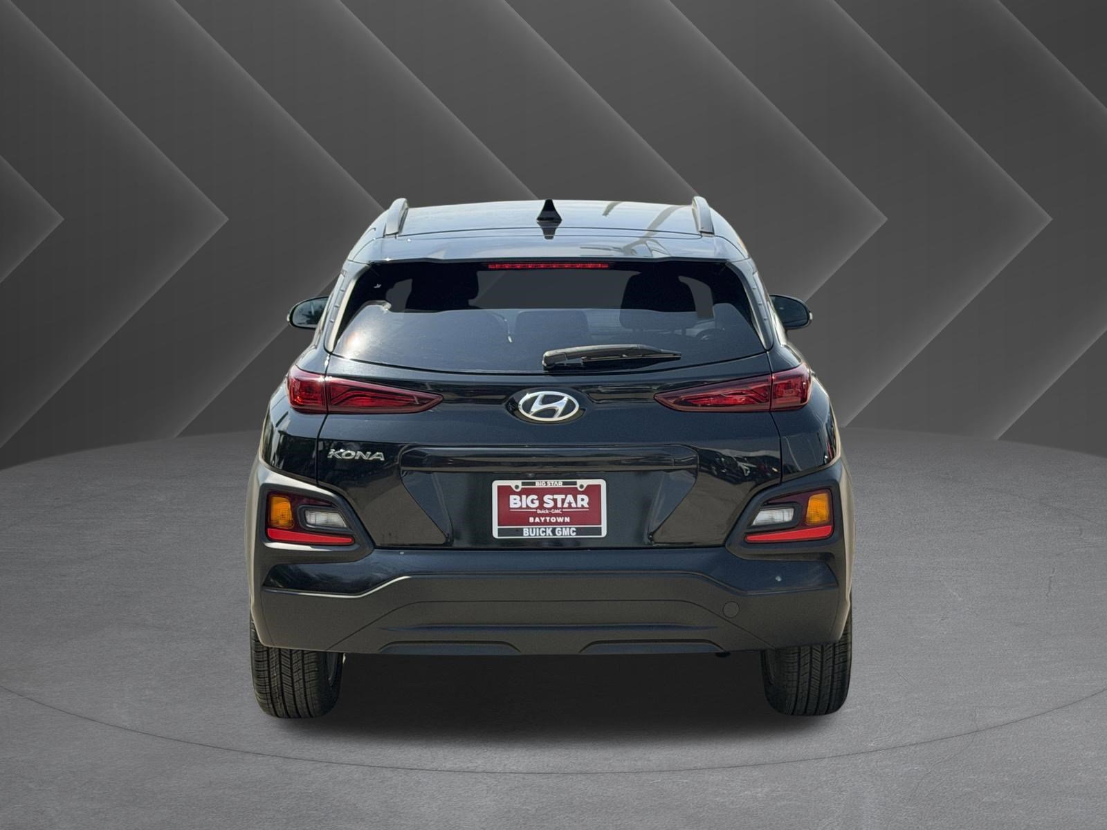 Used 2021 Hyundai Kona SEL Plus w/ Cargo Package FWD image 5