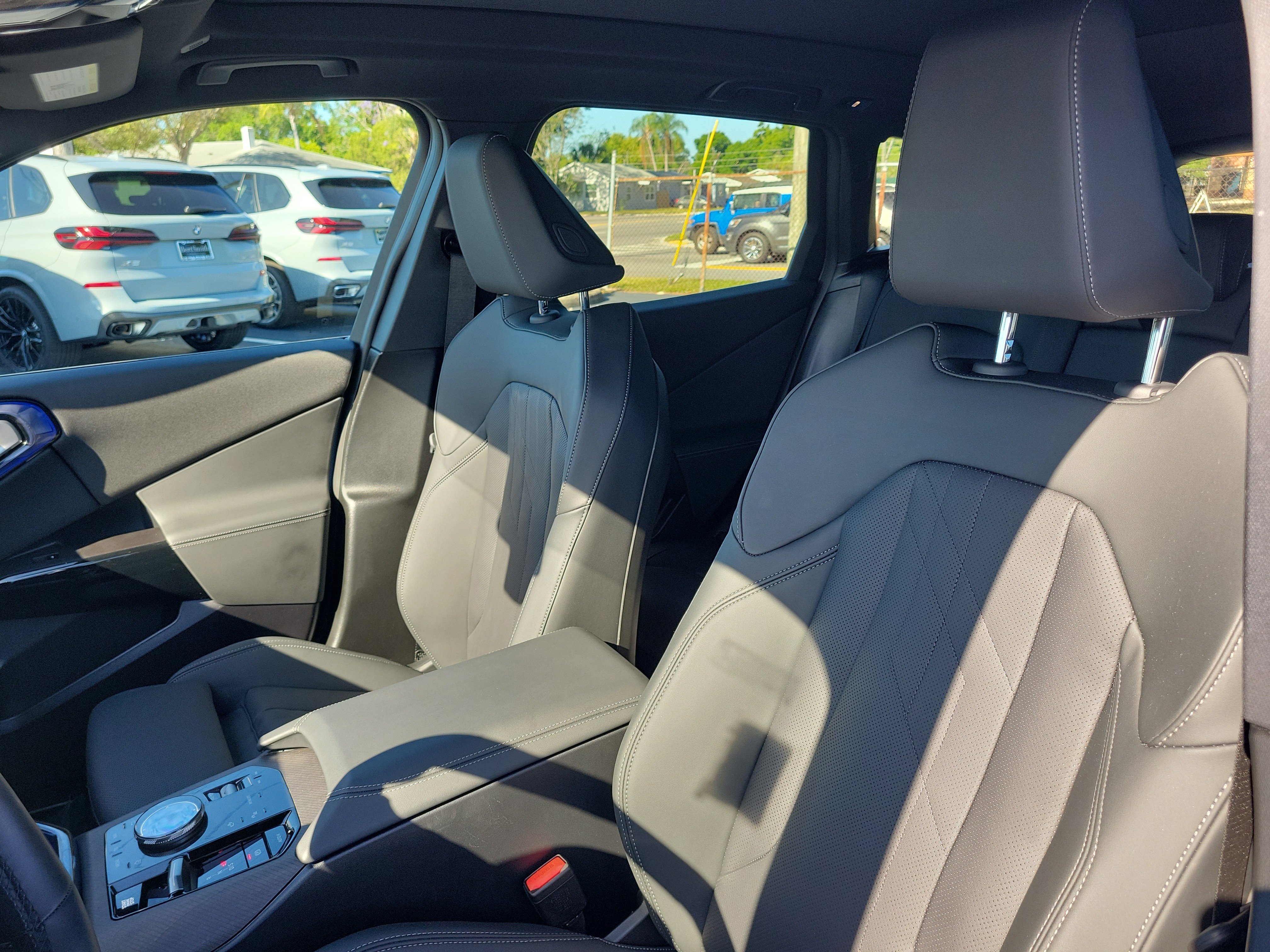 Used 2026 BMW X3 xDrive30 w/ Premium Package image 22