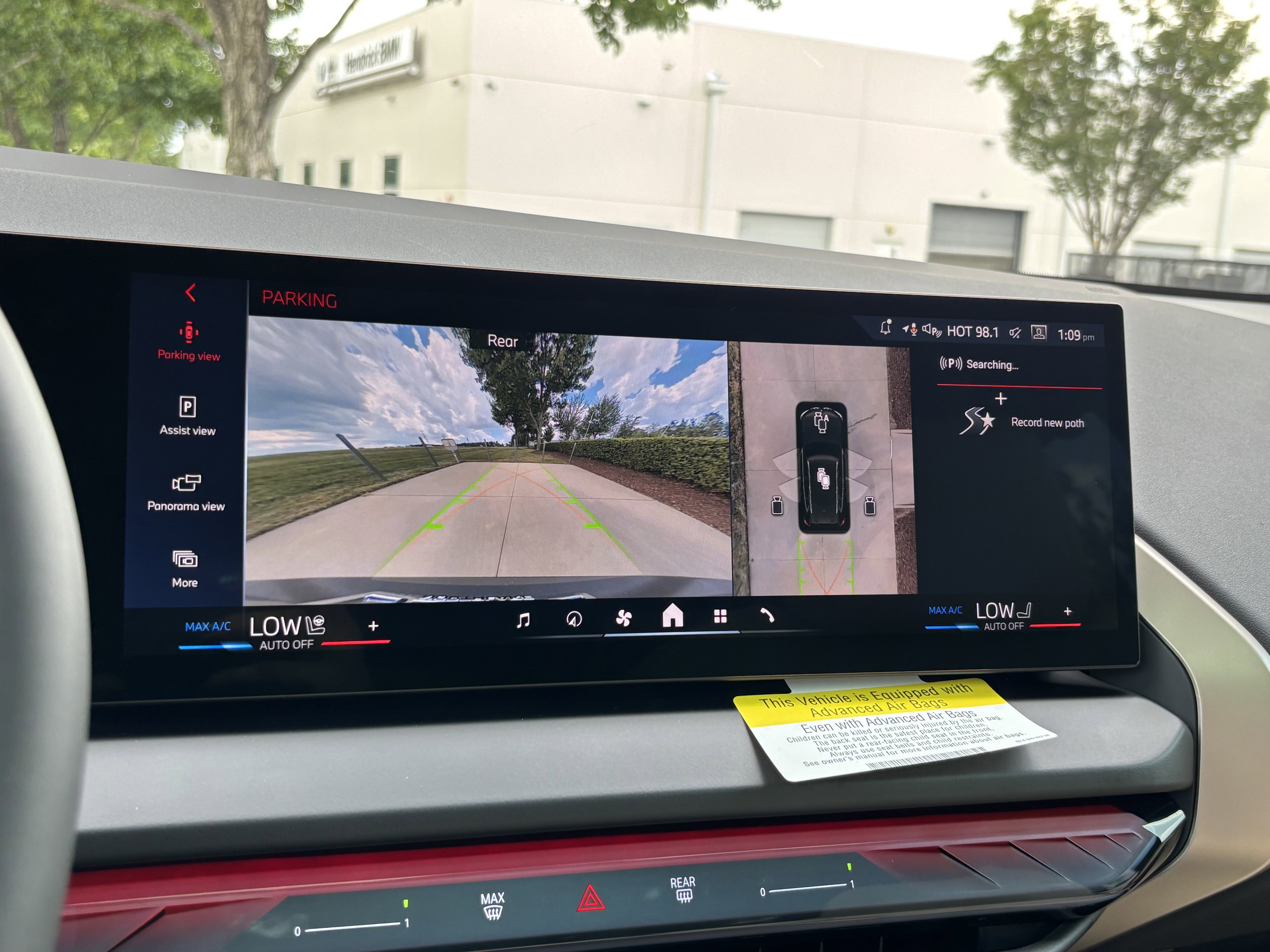 Used 2025 BMW X3 xDrive30i w/ Premium Package image 26