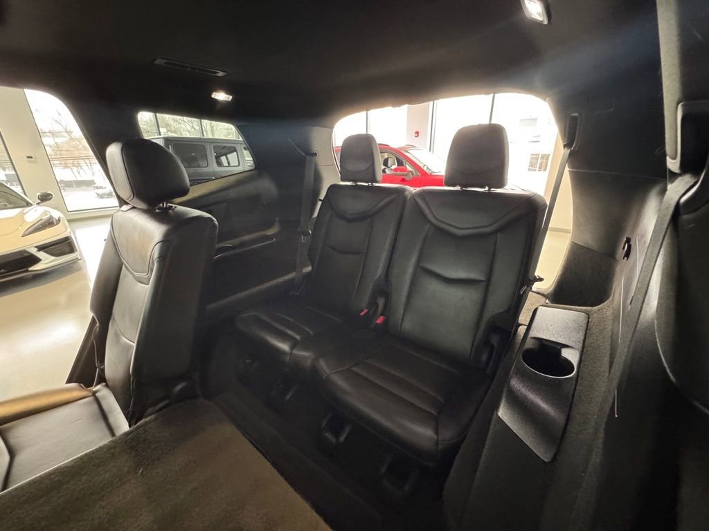 Used 2022 Cadillac XT6 Premium Luxury AWD/4WD image 19