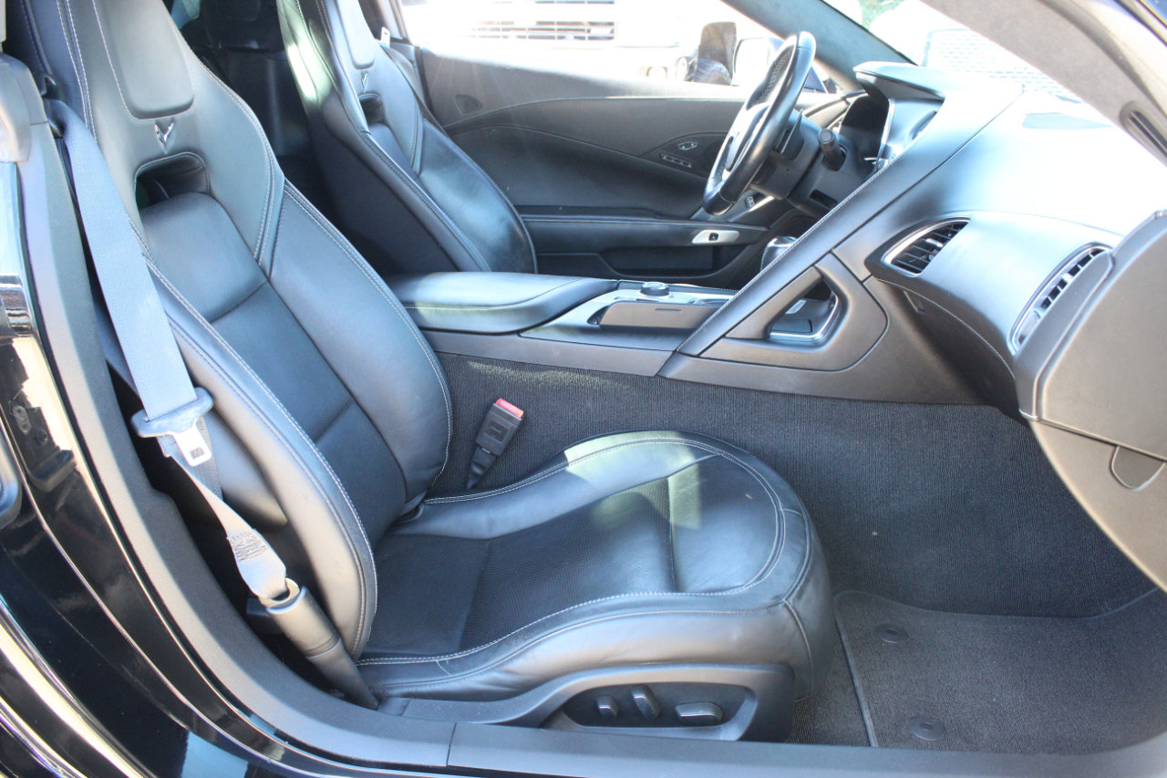 Used 2015 Chevrolet Corvette Stingray Convertible w/ 3LT Preferred Equipment Group image 18