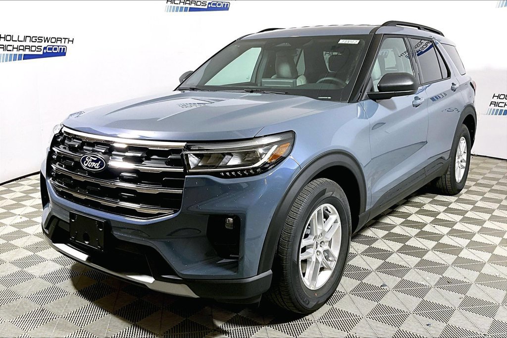 New 2027 Ford Explorer Active w/ Active Comfort Package RWD image 1